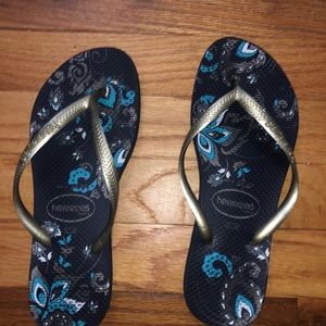 Blue Haviana flip flops